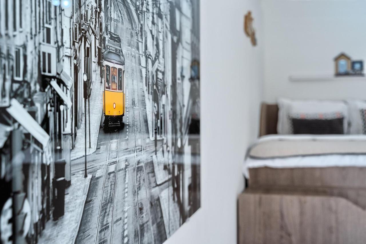 Terrace Apartment Danny คาชเตลา ภายนอก รูปภาพ