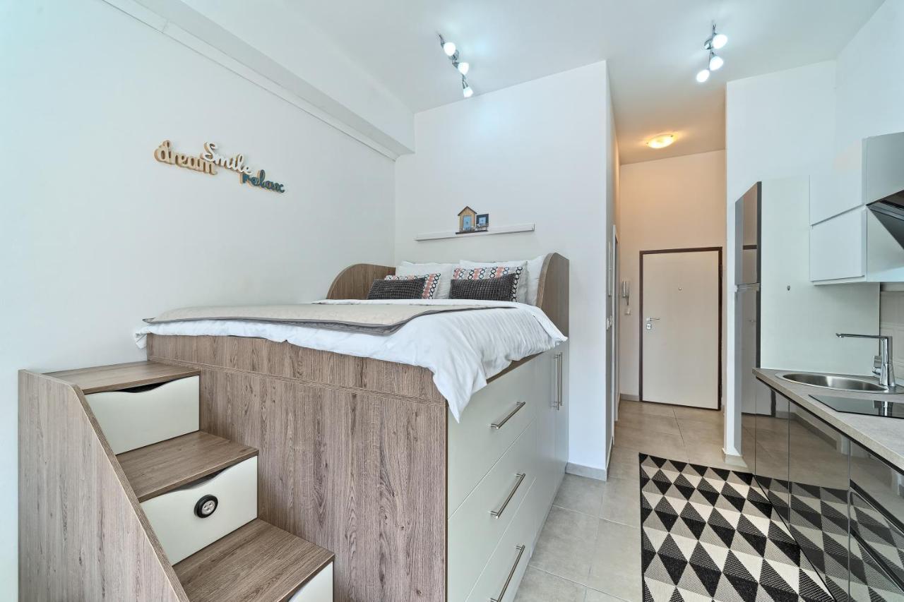 Terrace Apartment Danny คาชเตลา ภายนอก รูปภาพ
